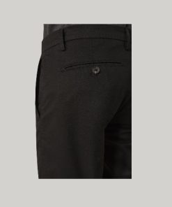Classic Chino Black