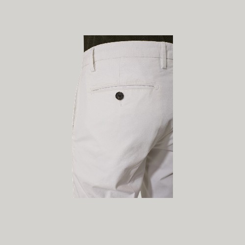 Classic Chino Cream