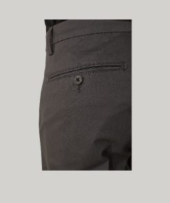 Classic Chino Dk Grey