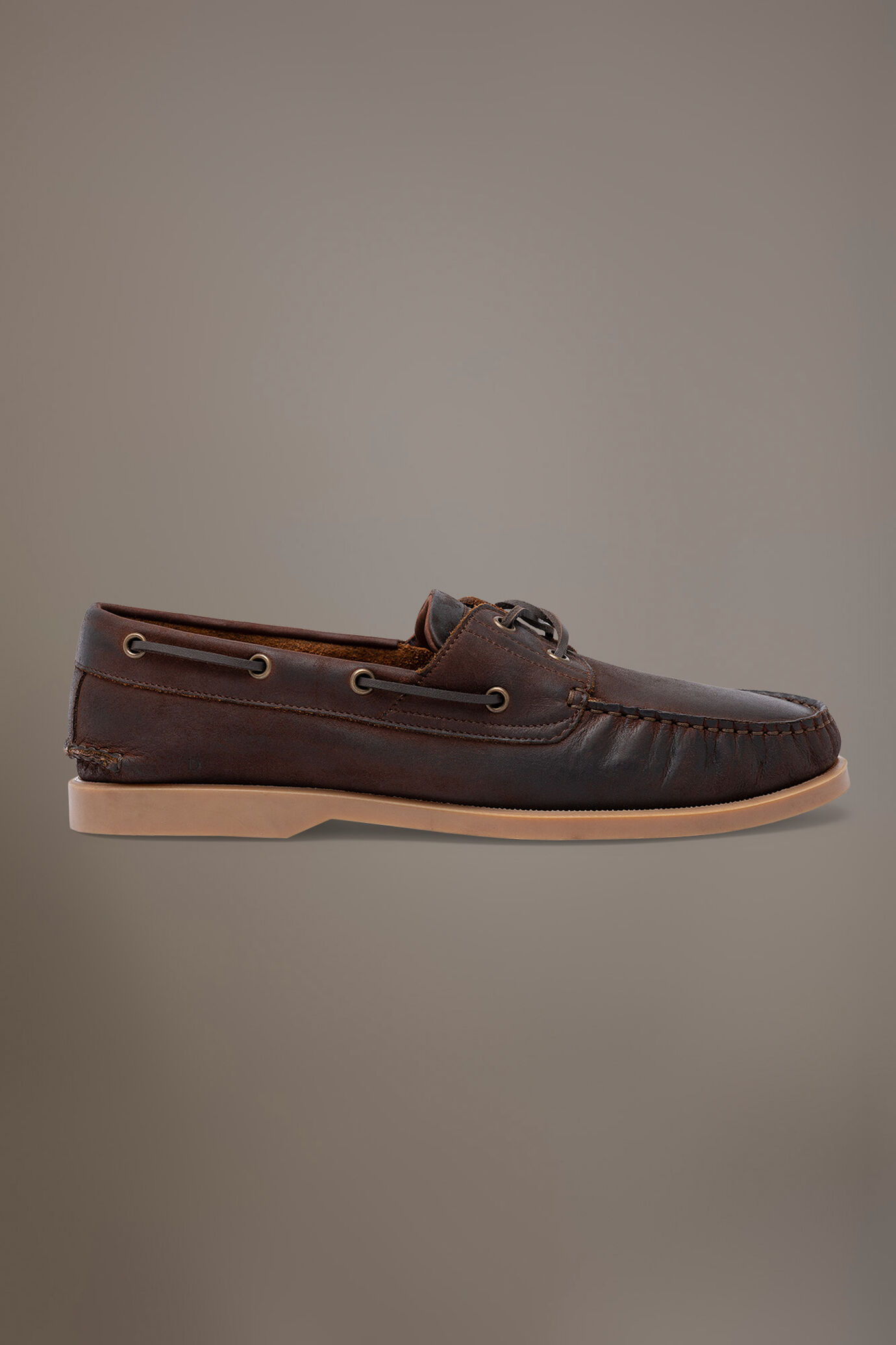 Leather boat shoes 100% aged leather with rubber sole