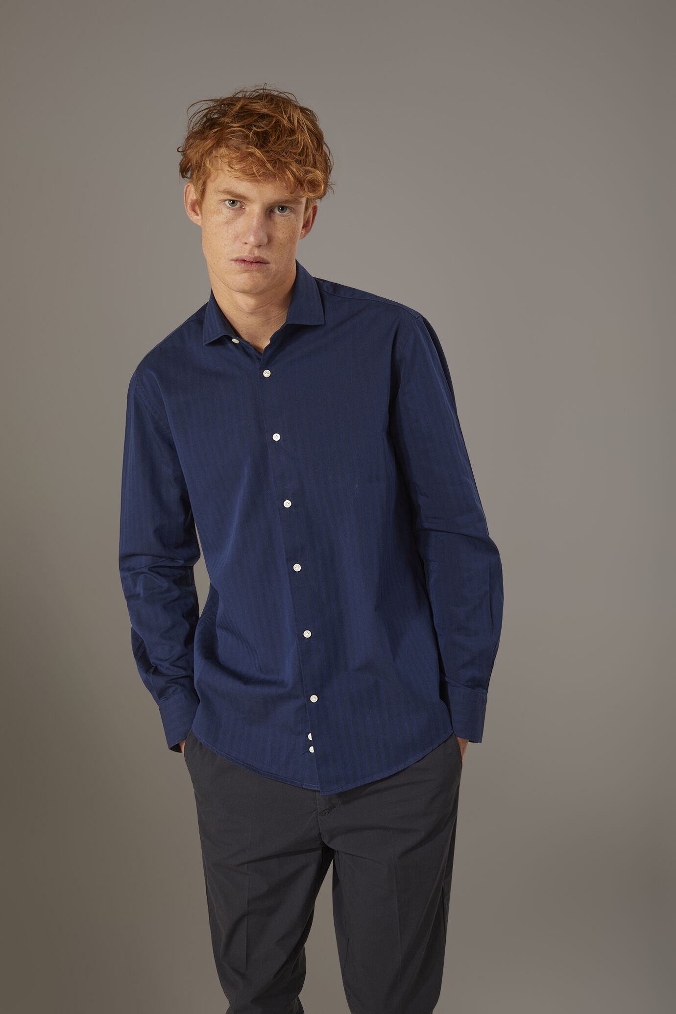 Classic , washed shirt with french collar comfrot fit indigo herringbone fabric