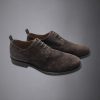 Men’s 100% suede leather derby shoe with rubber sole