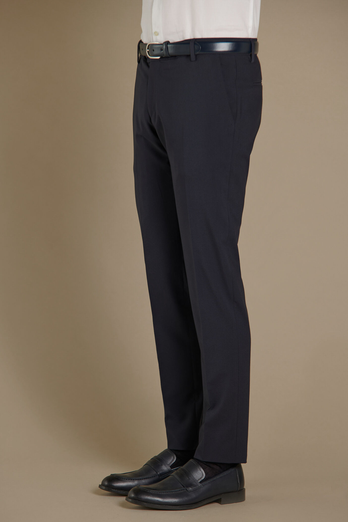 Single breasted peak lapel tuxed