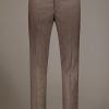 Regular fit single-breasted suit patterned herringbone fabric with solaro texture