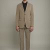 Men’s single-breasted suit in regular fit technical fabric