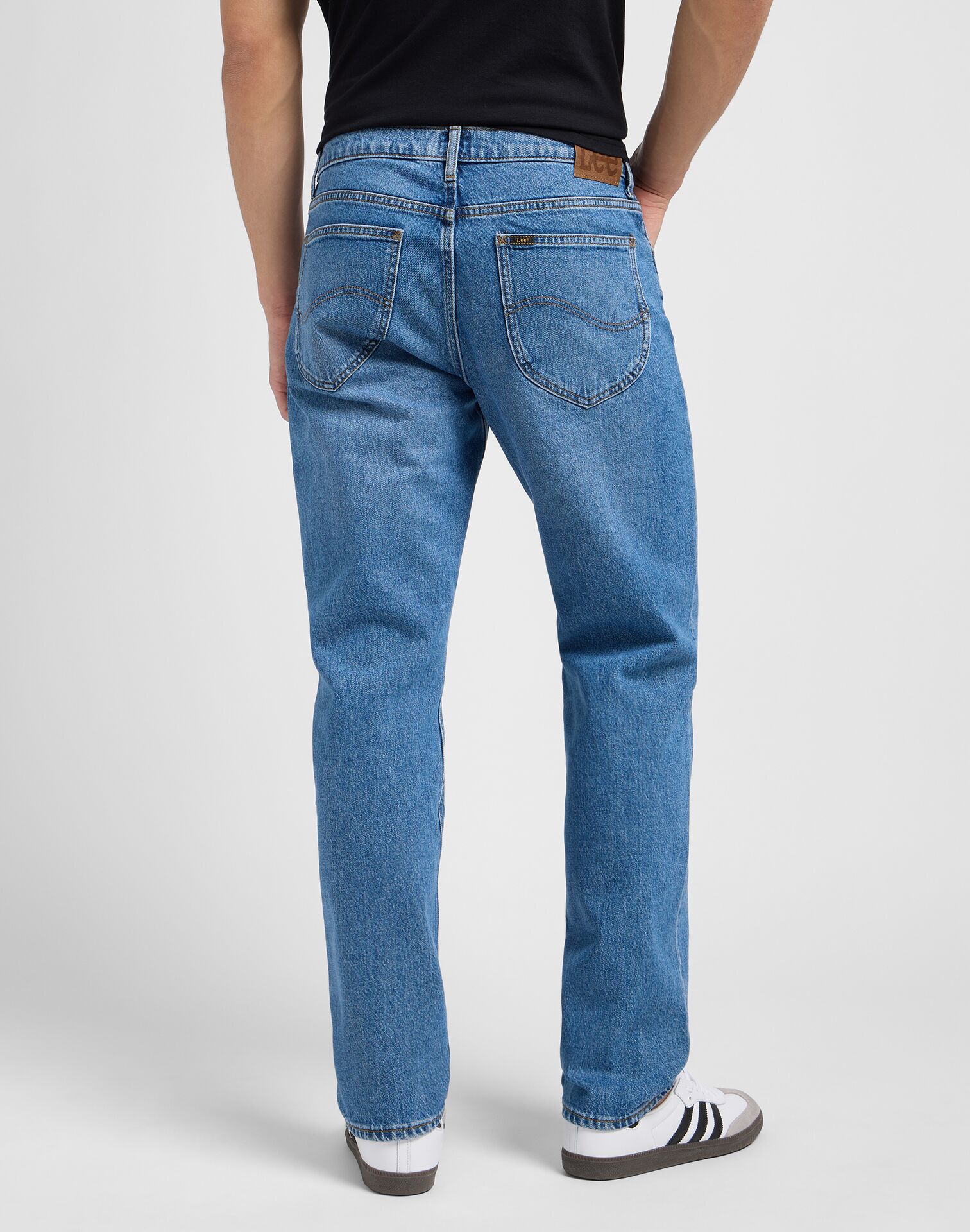 Westinto The Blue Worn