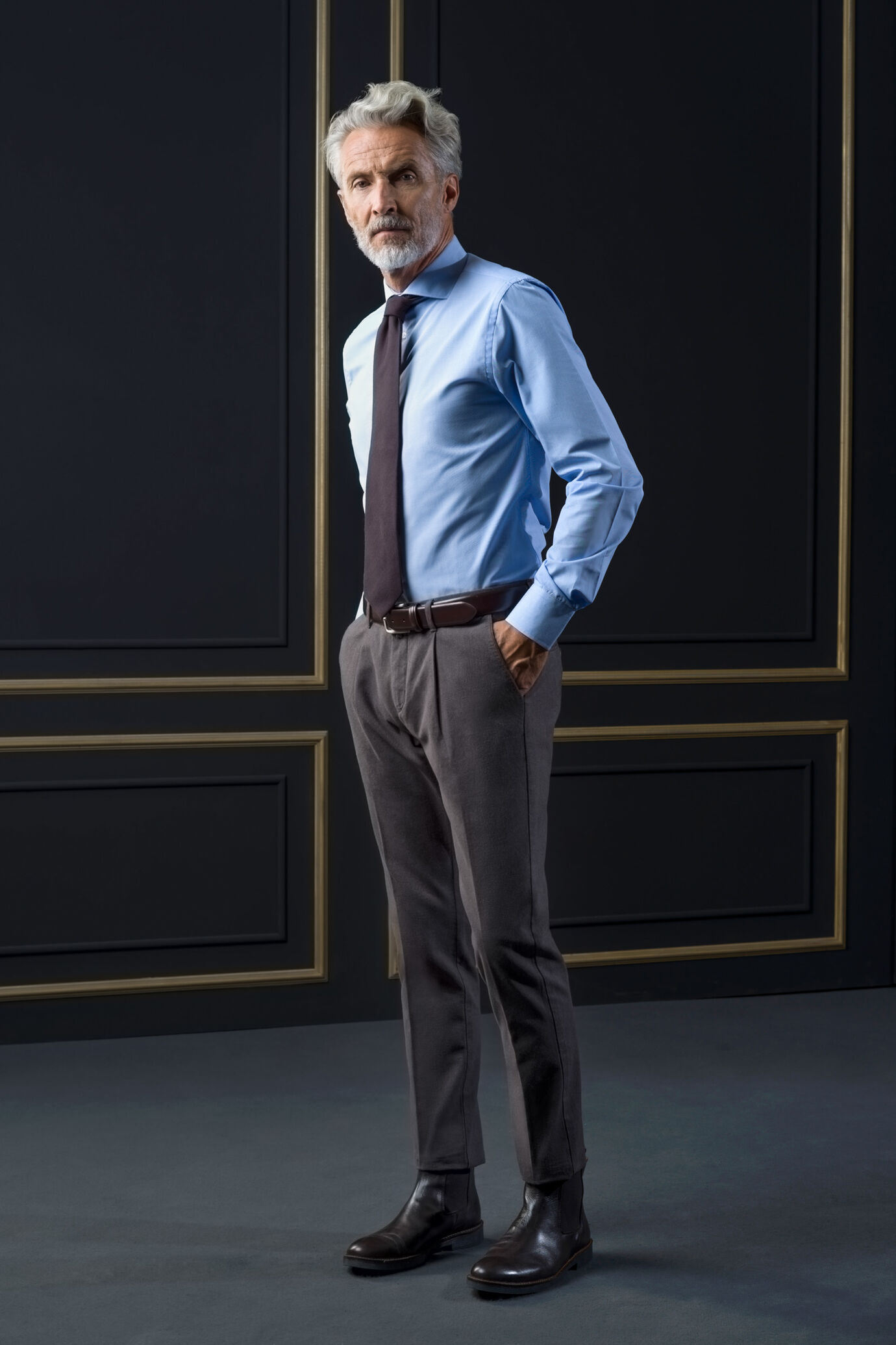 Chino trousers with pleats and turn-up - Image 1