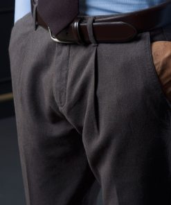 Alternative view of Chino trousers with pleats and turn-up