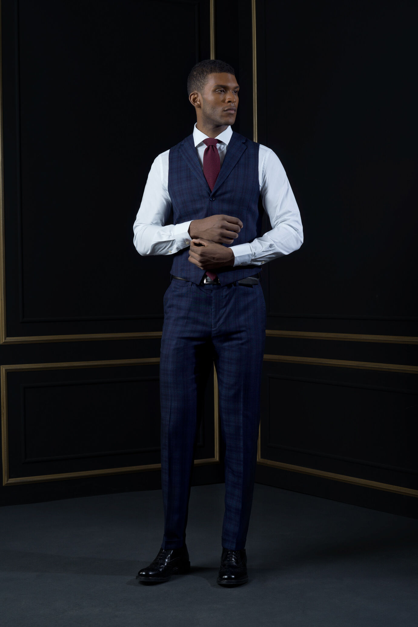 Single breasted waistcoat with lapel collar - Image 1