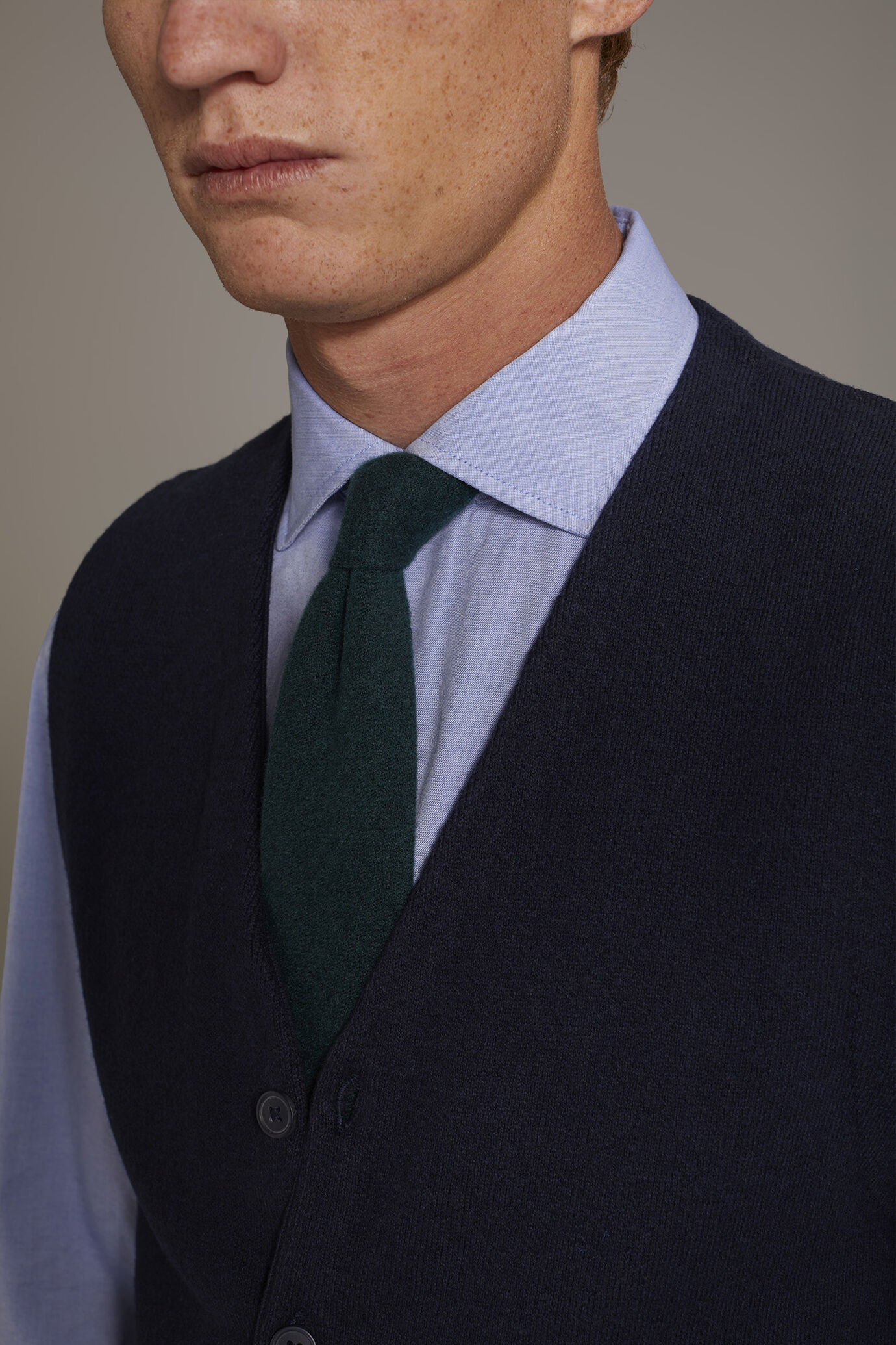 V neck wool blend knitted classic vest - Image 2