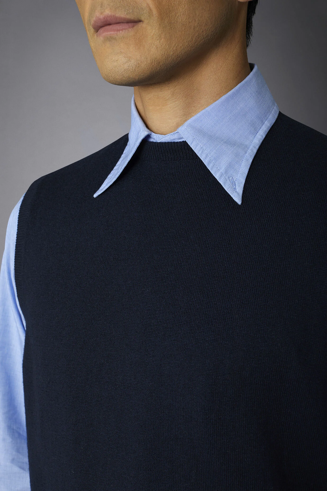 Men's wool and cotton roundneck waistcoat - Image 2