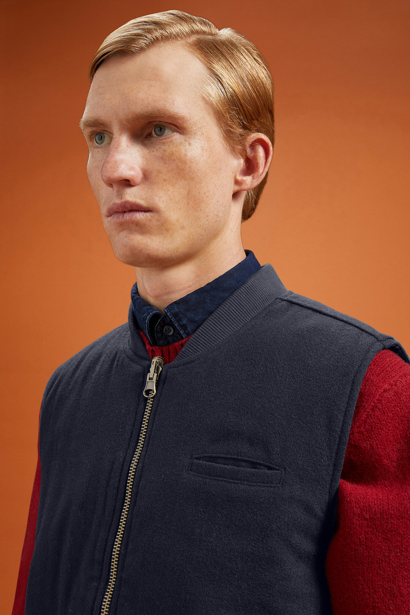 Men's reversible padded gilet in a regular fit - Image 2