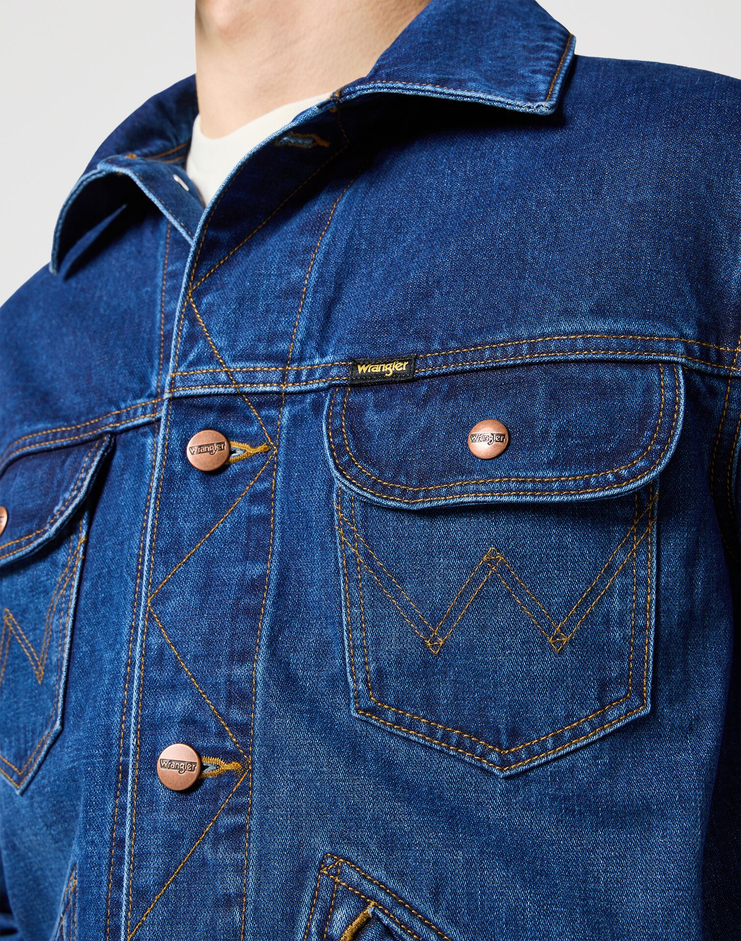 Wrangler 124Mj Far Away - Image 1